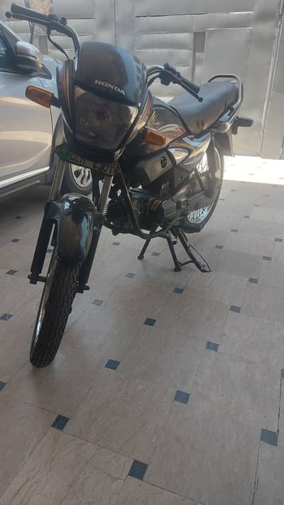 Honda 100 pridor