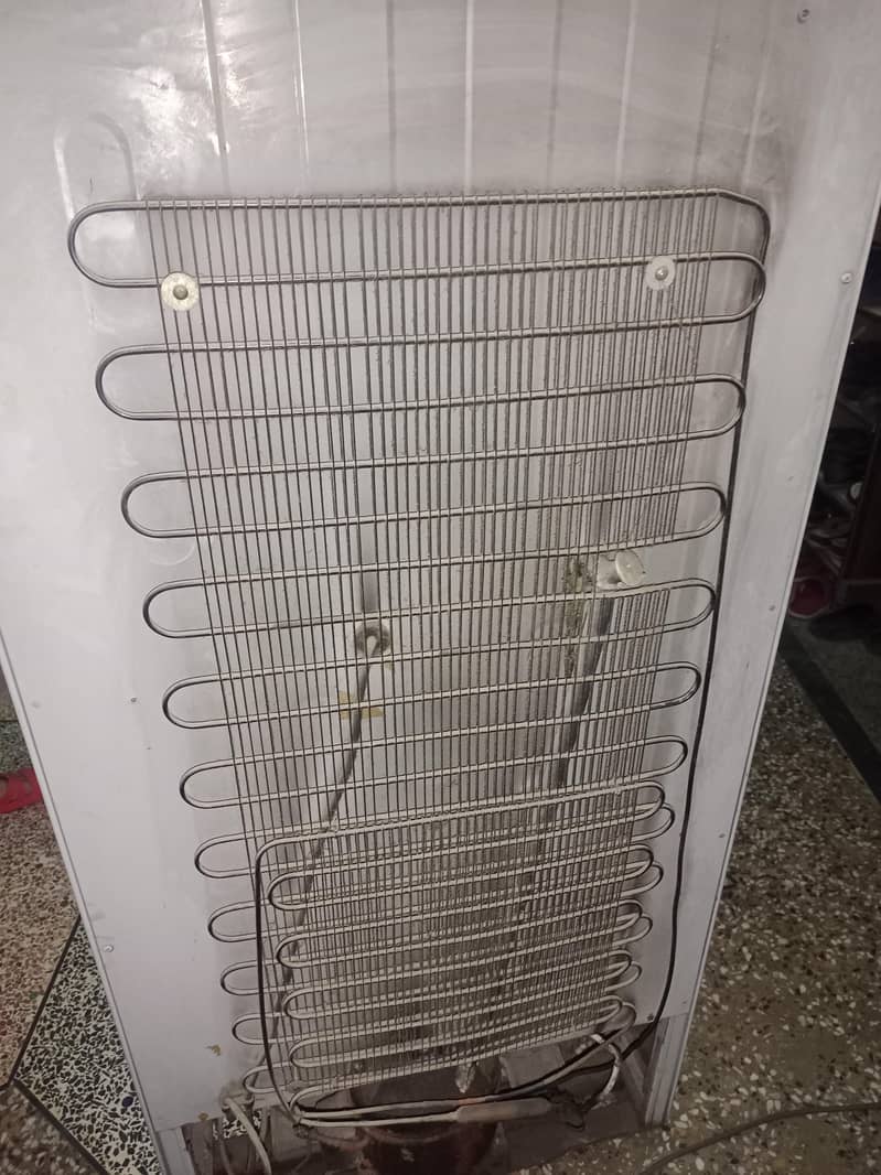 refrigerator 3