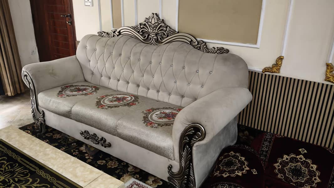 white sofa set 1