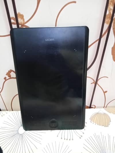 Wacom tablet pth 660 intuos pro