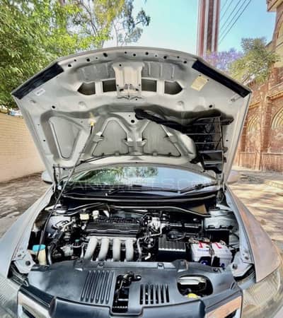 Honda city 2010 Model l genuine,new tyre installed