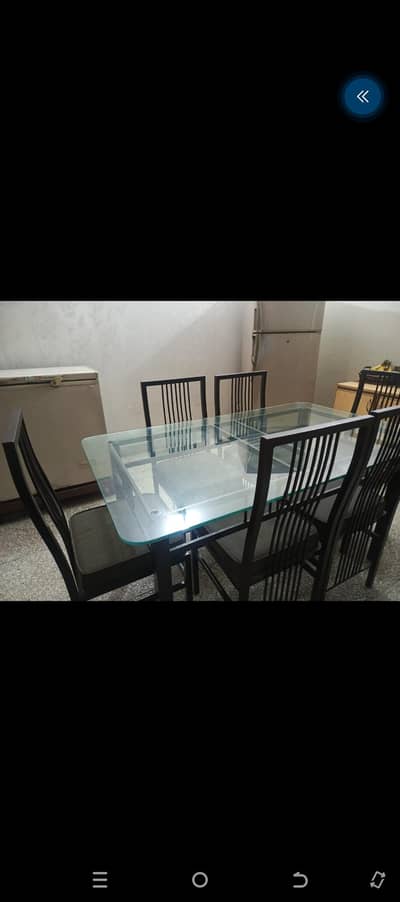 Dinning Table Steel Body for sale look like new