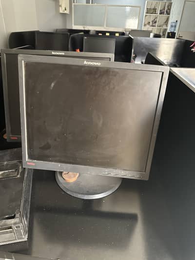 Three Lcds and 2 desktop PC