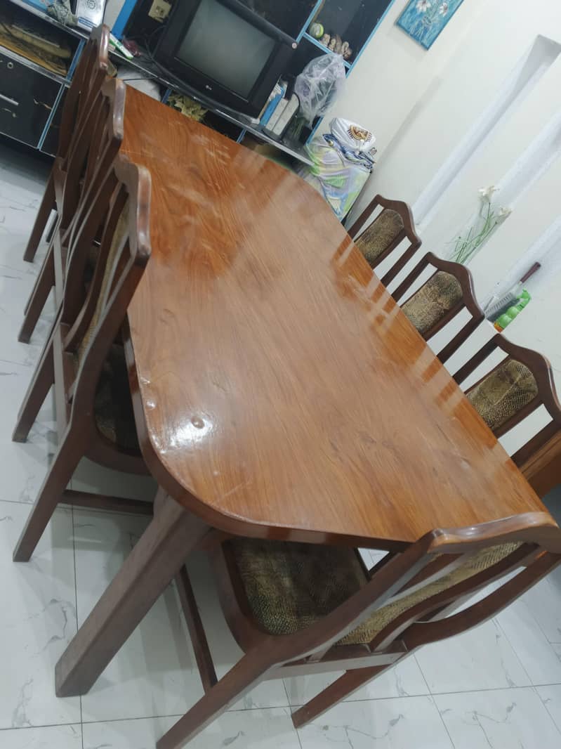 Dining table with chairs 3