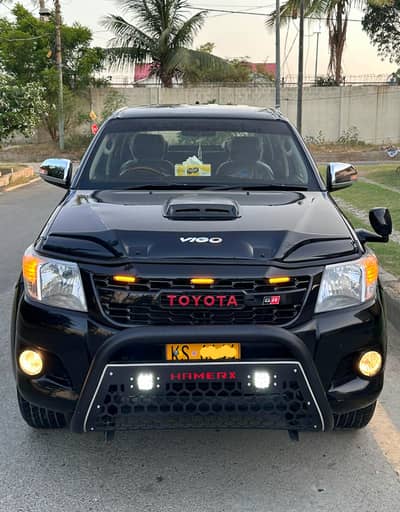 Toyota hilux vigo champ 2012 automatic Auto transmission