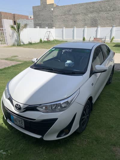Toyota Yaris 2022 1.3 ATIV CvTI model for sale total genuine codition