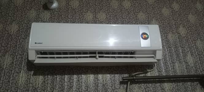 Gree 1.5 ton Ac non inverter