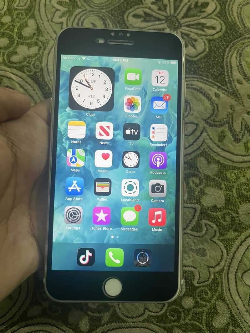 Apple iPhone 7 Plus 0