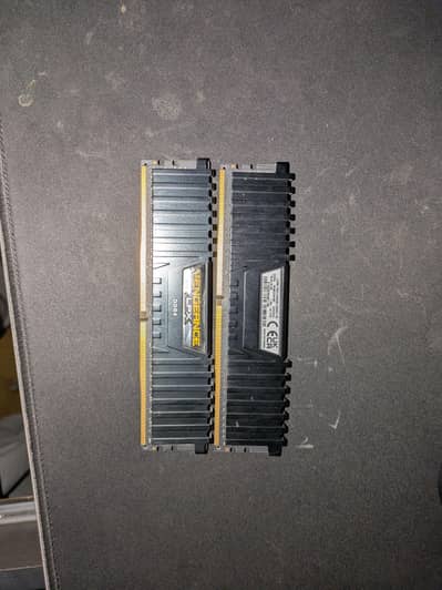 Corsair Vengeance lpx 3200mghz ddr4 (2x8)