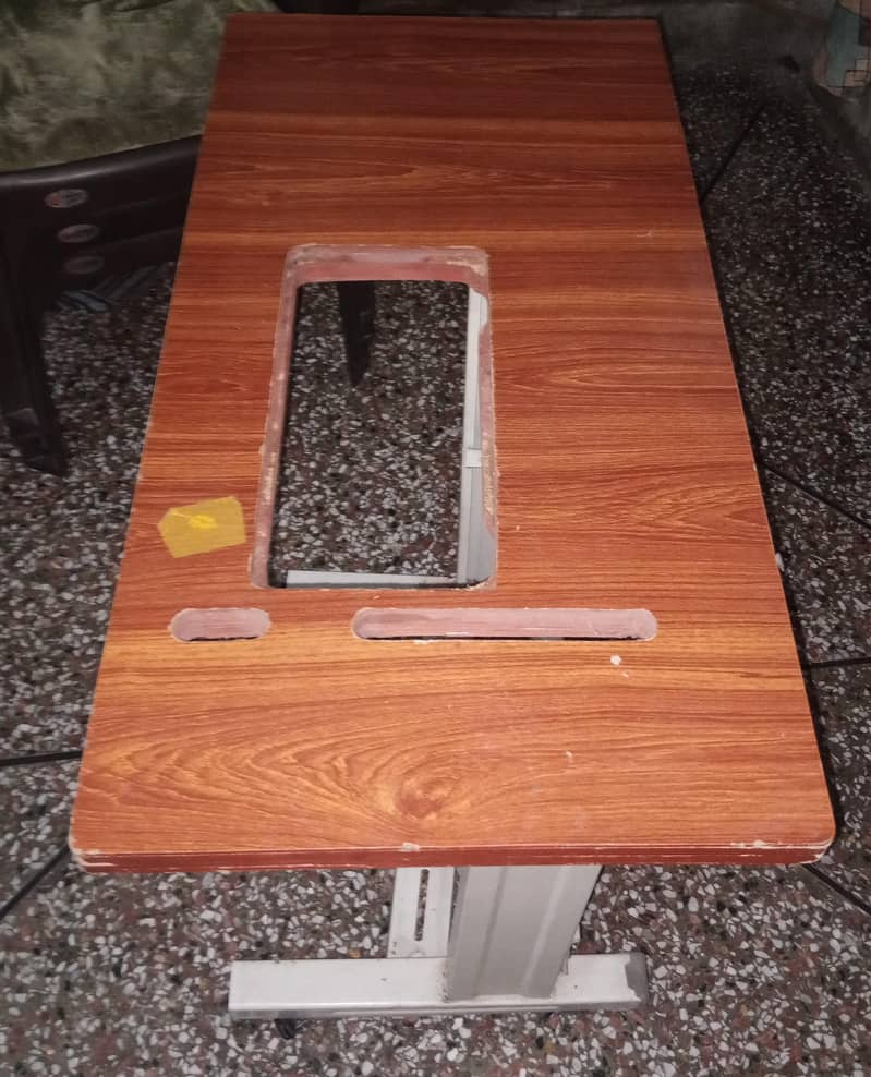 Sewing machine table 2