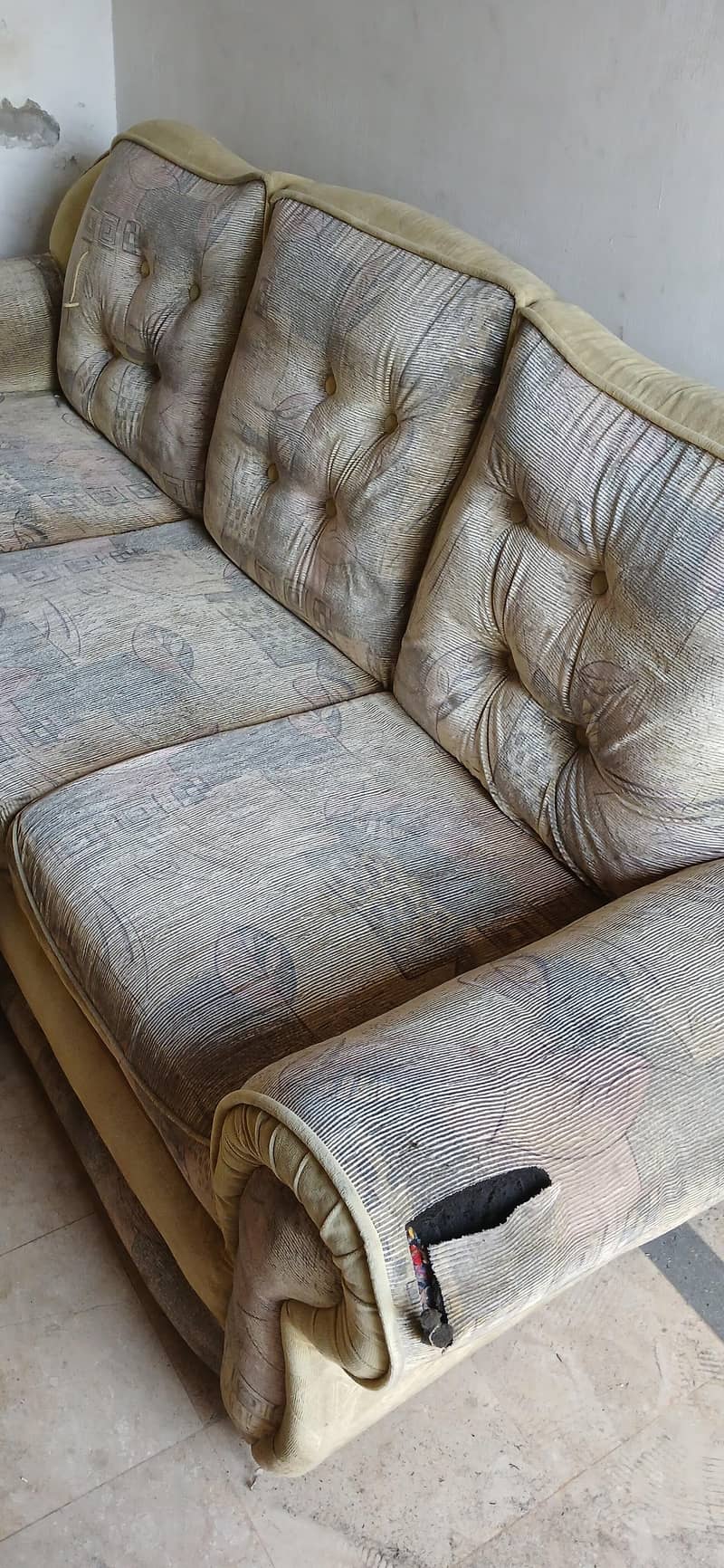 sofa set. . . 3