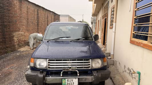 Mitsubishi pajero 1985 model for sale