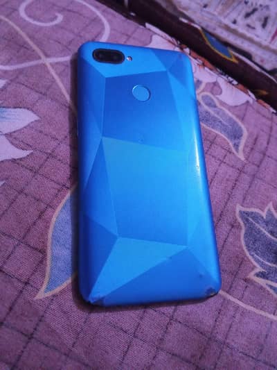 OPPO A12