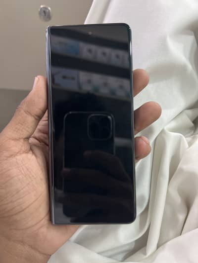 z fold t inside lcd borken oudside ok lcd