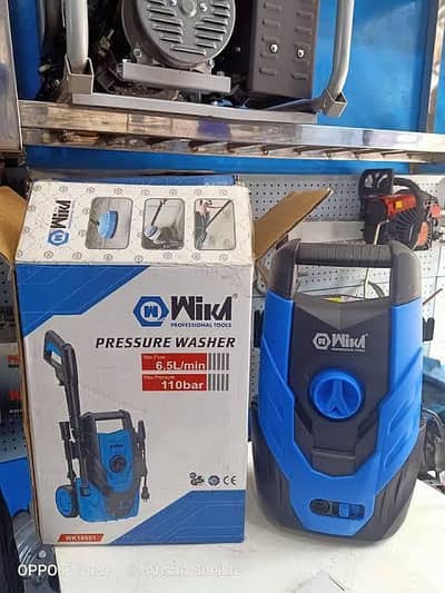 Water Pressure Pump ( WIKA professional tool )