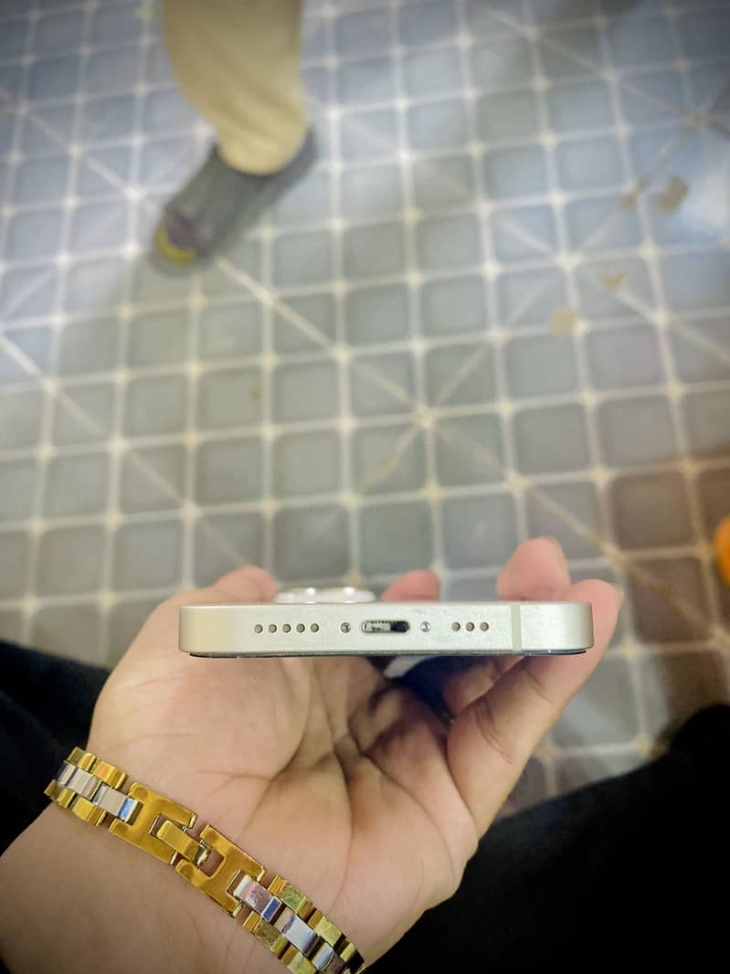 IPHONE 14 8