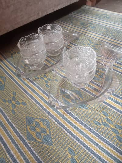 Serving glass try and six PCs ice cream cups