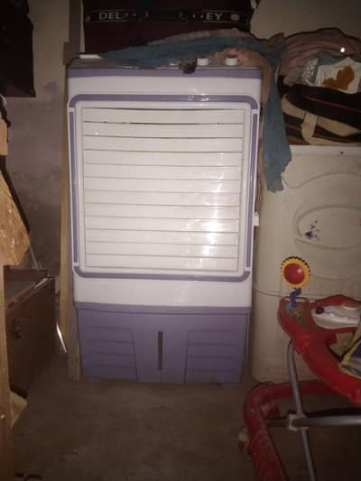 Air color 2 manth use hai family bari ya chota hai bara Lana hai