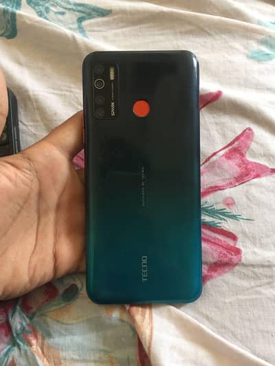tecno spark 5 pro  4,64