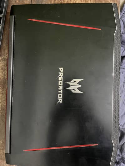 Predator helios 300 i7 8th gen GTX 1060 - Screen, USB & speaker issue