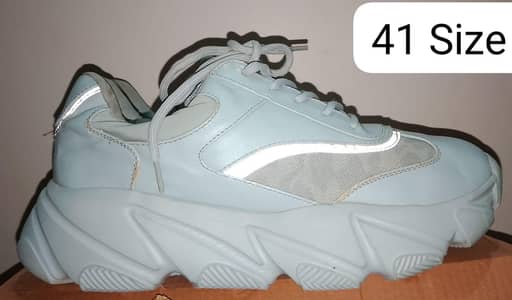 Thrifted American Imported Shoes On Different Sizes Mentioned