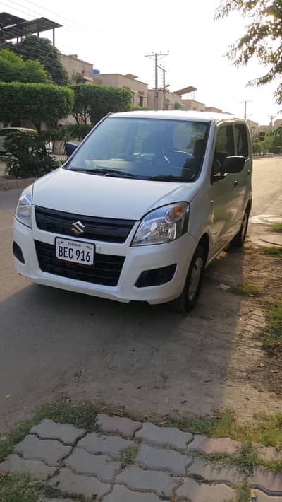 car available on monthly basis with driver