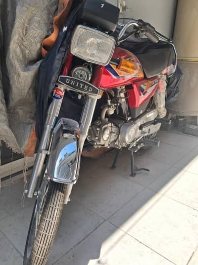 new united motor bike few kms used