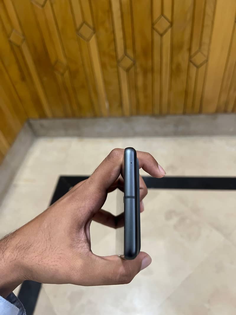 Google Pixel 7 5