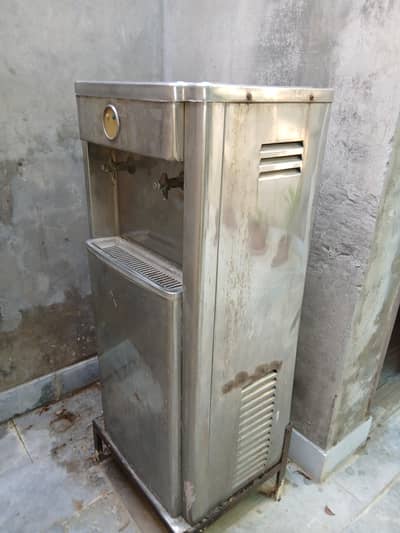 stainless steal water cooler with 2 taps  for sale