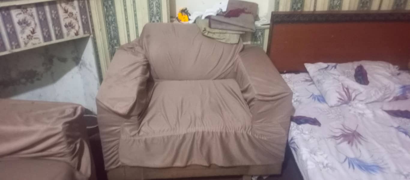 sofa used 0