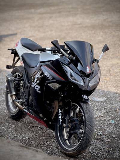 Kawasaki replica 300 cc
