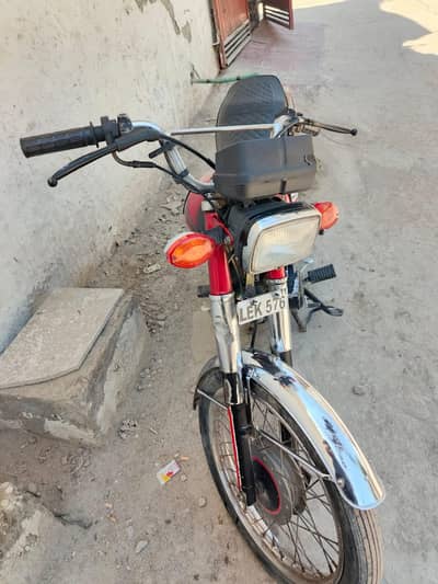 Honda 125 2011 model