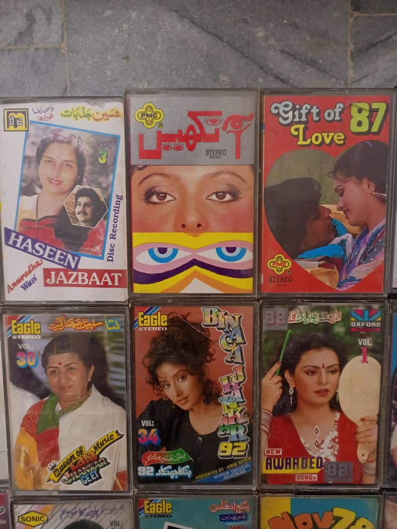 Cassettes 12