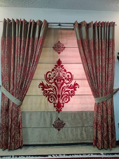 Curtains/Curtains with Blind