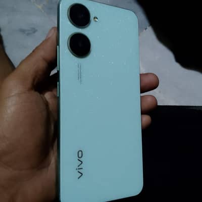 vivo y0t 4+128 like new condition fast charging daba sath hai