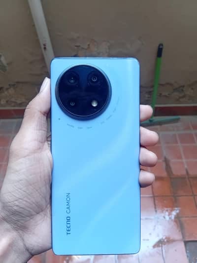 tecno camon 30s 9/10 condition