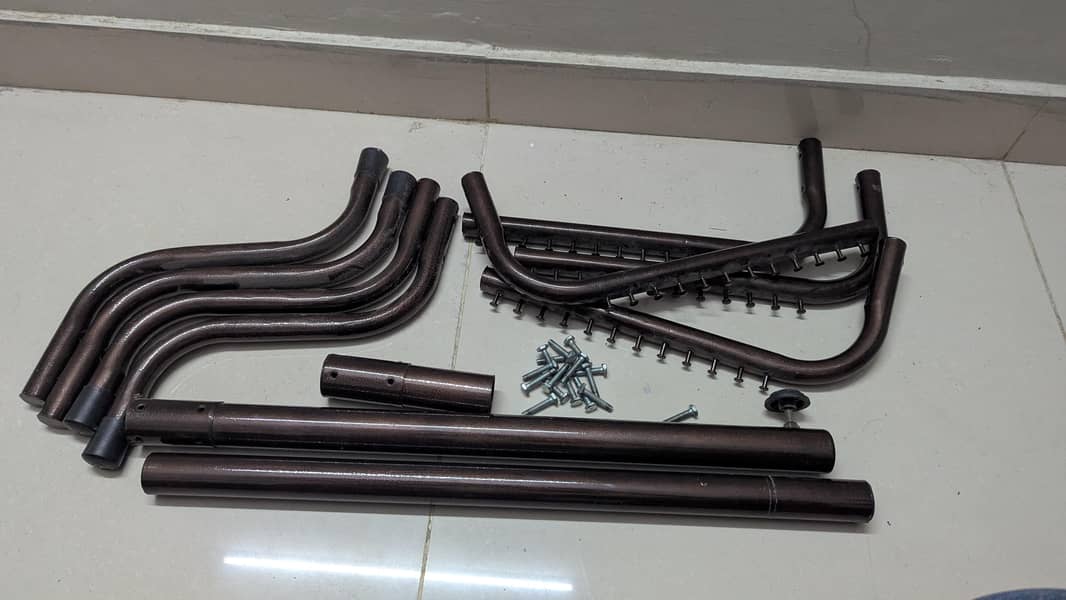 clothes hanging stand 3