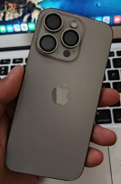 Iphone 15 Pro Dual physical Sim