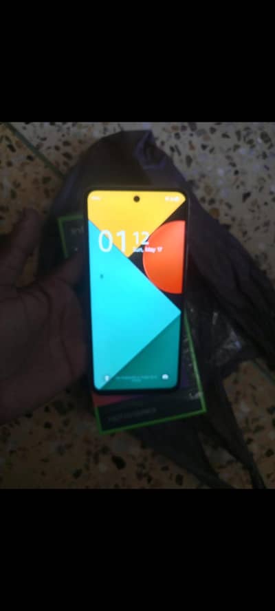 complete box charger 10/10 condition