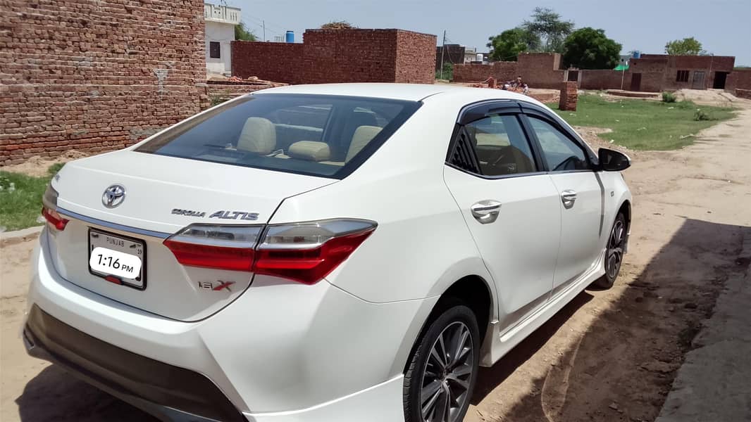 Corolla Altis 2