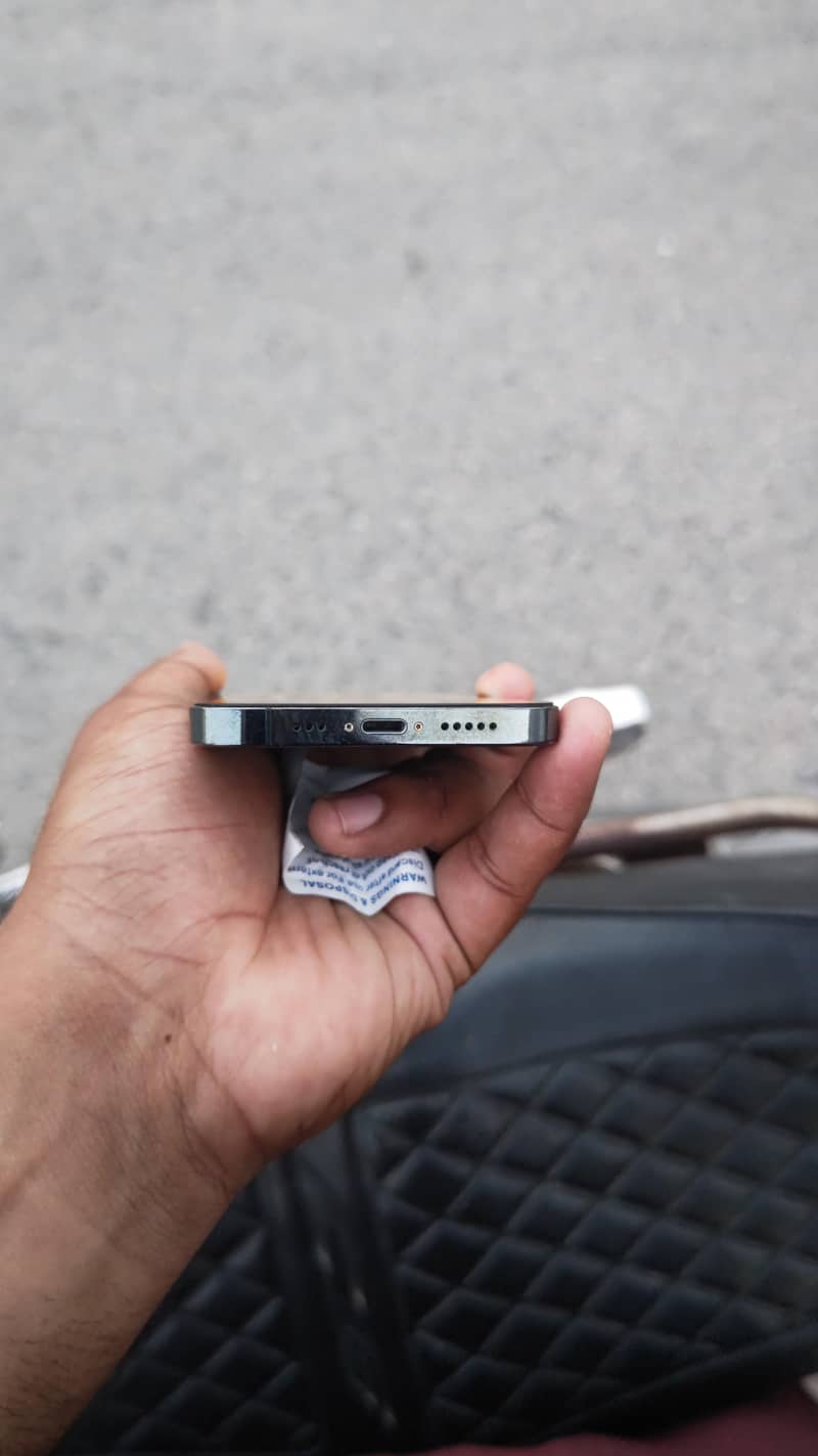 iphone 12 pro 3