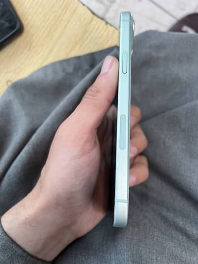 iPhone 15 plus