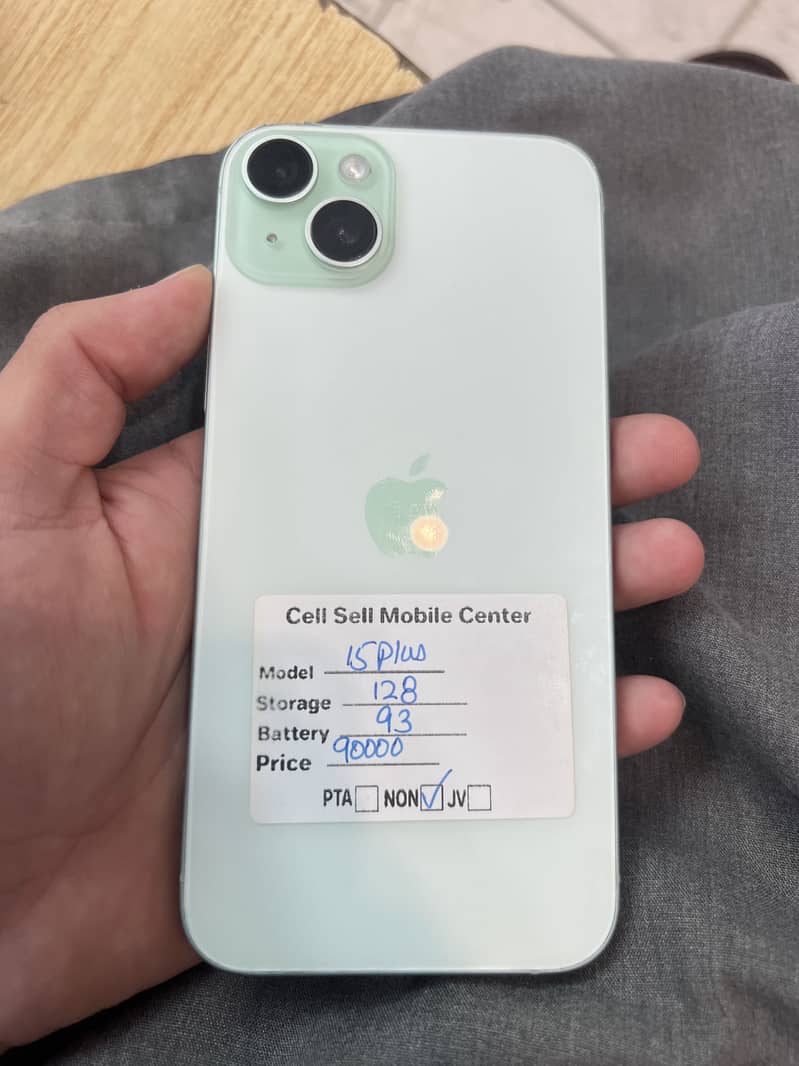 iPhone 15 plus 1