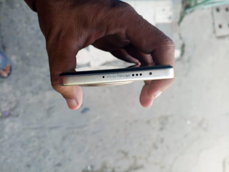 Tecno camon 30 2