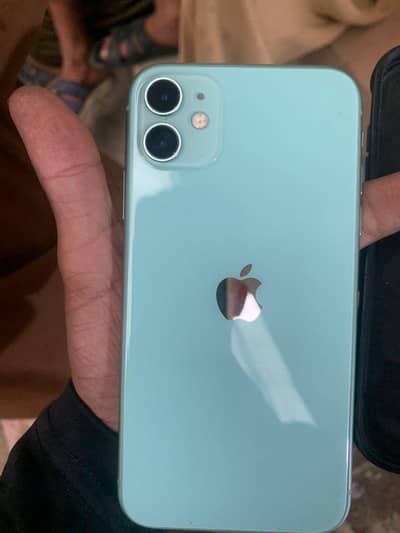 I phone 11 JV. Condition (10/10) 4/64 Battery health 79