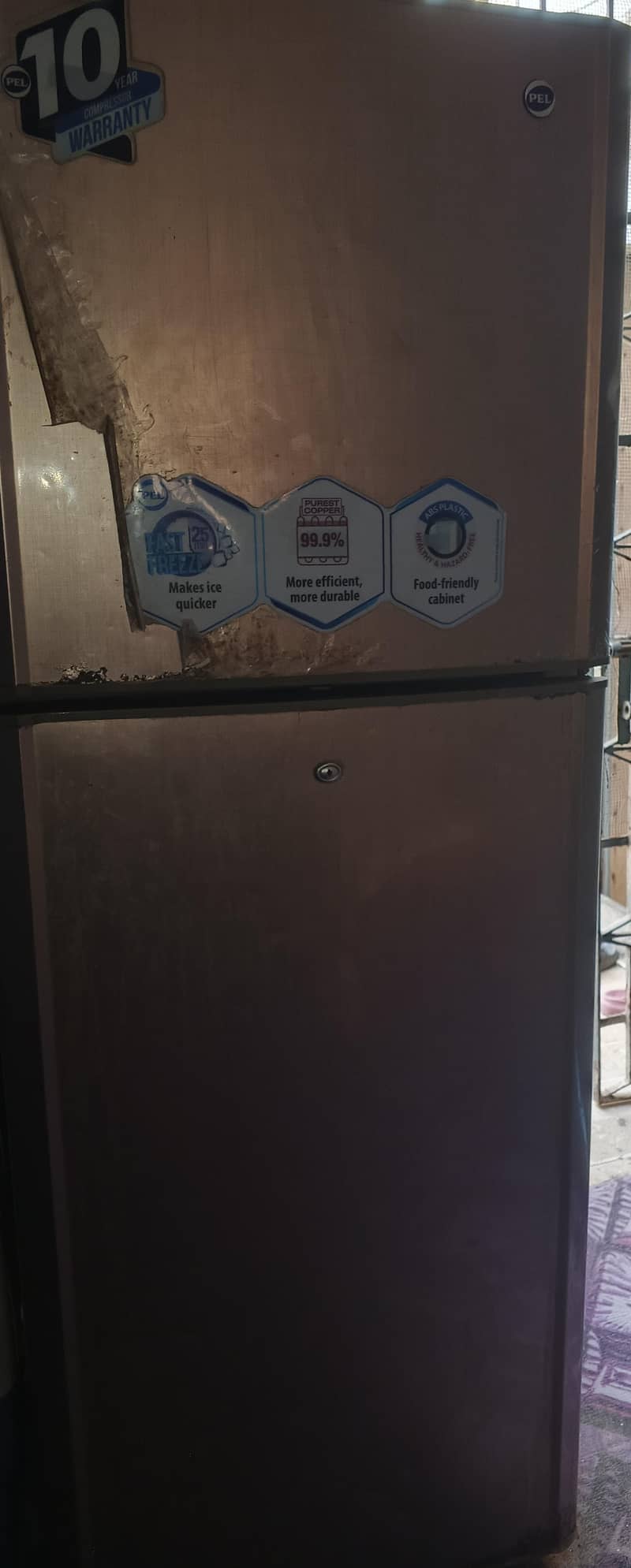 Refrigerator 4