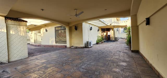BEAUTIFUL HOUSE FOR RENT IN F-6