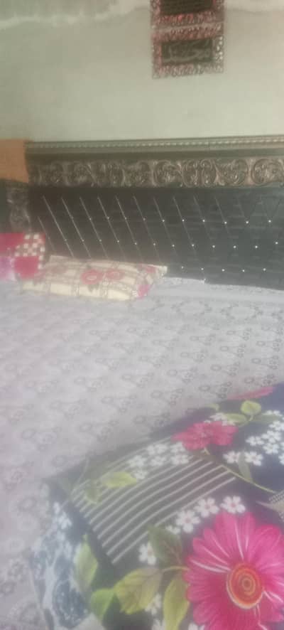 king bed
