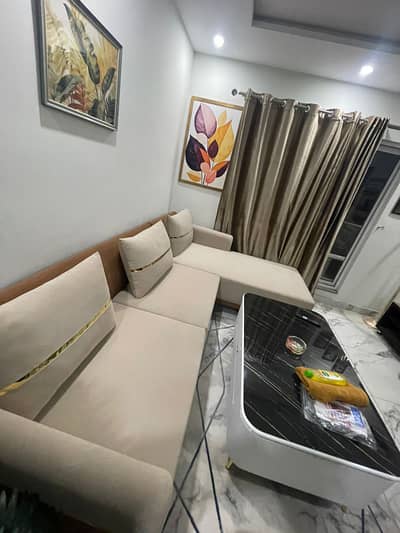 One Bed Apparment Full Furnished For Rant Secter E BahriaTowan Lahore