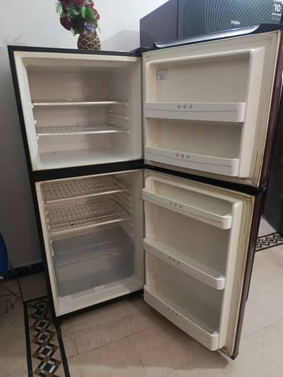 Haier Refrigerator HRF-340M